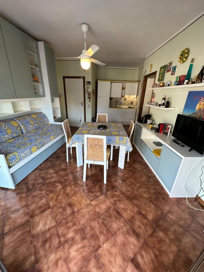 Roberto House Beach - Taormina Mare Giardini Naxos Exteriér fotografie